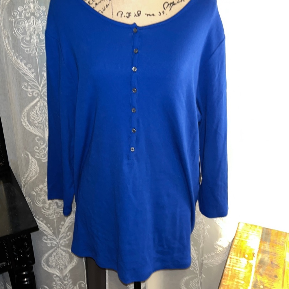 6 for 30$ Chicos sz 3 (16) top nwt
